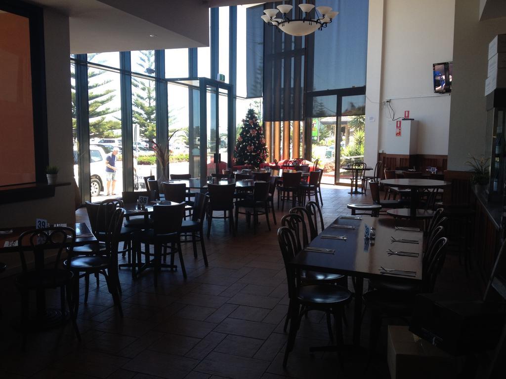 The Central Hotel Motel Lakes Entrance Exteriér fotografie