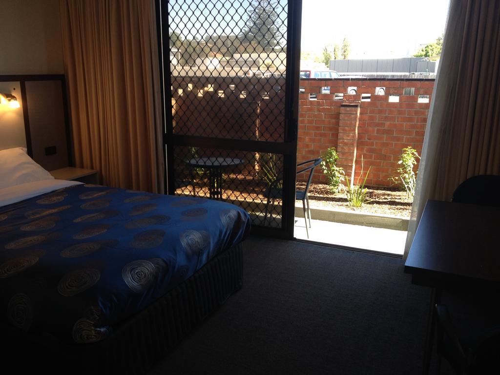 The Central Hotel Motel Lakes Entrance Pokoj fotografie