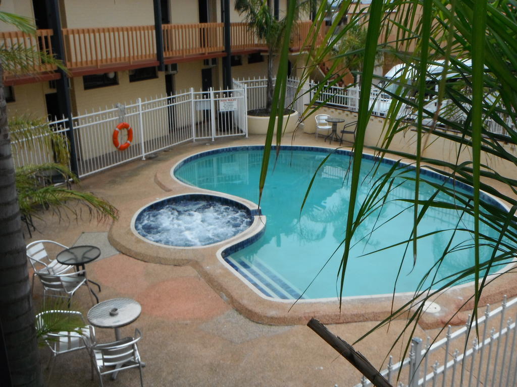 The Central Hotel Motel Lakes Entrance Exteriér fotografie